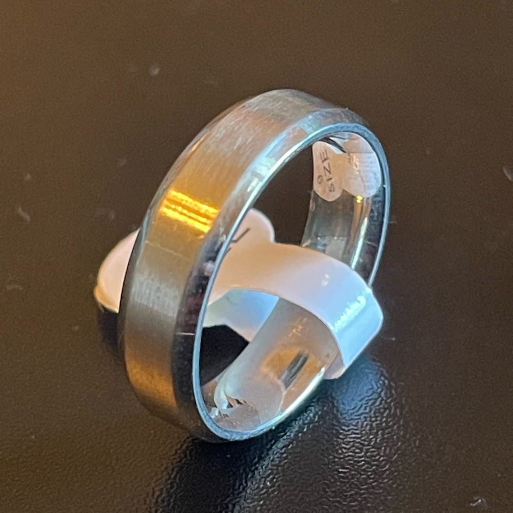 6mm silver stainless steel ring - Picture 1 of 11